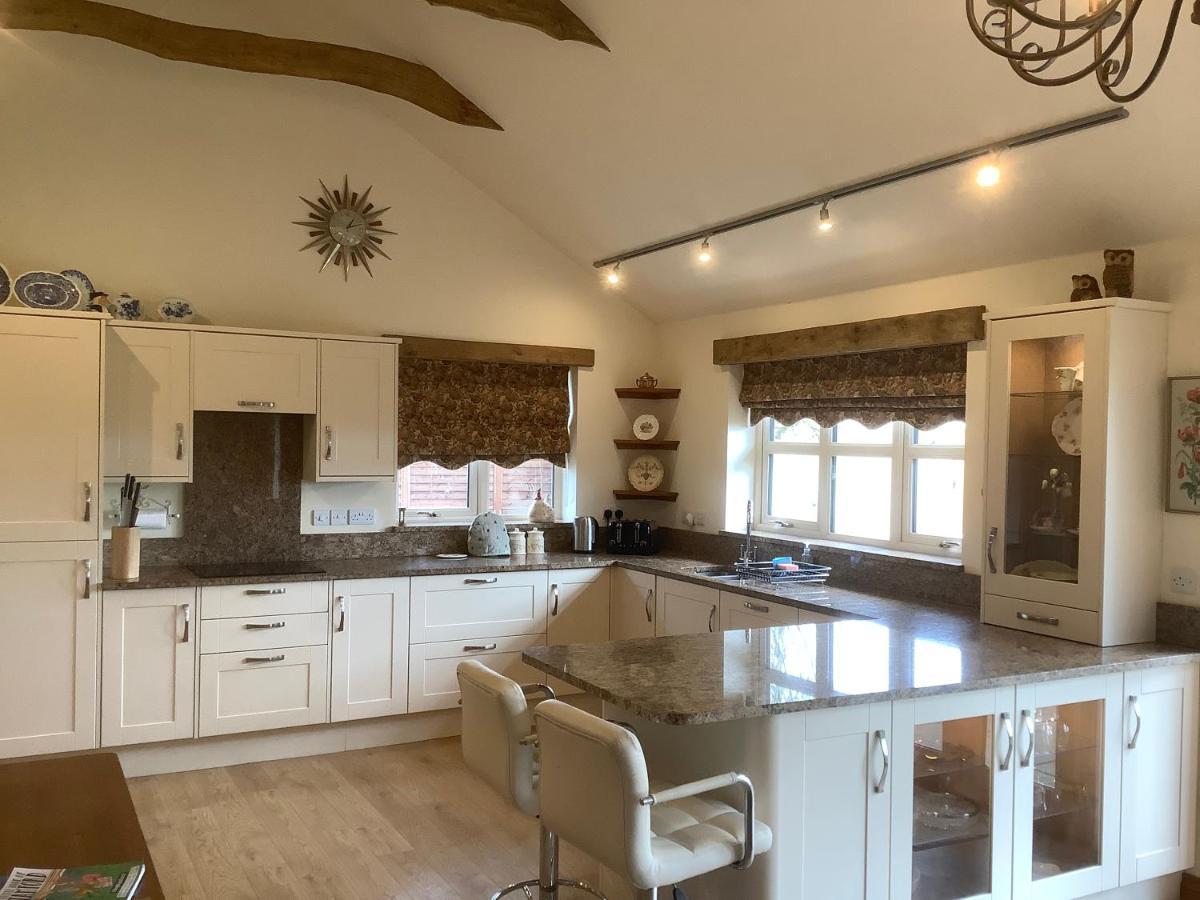 Orchard Cottage, Clematis Cottages, Stamford. Accessible Luxury Home. מראה חיצוני תמונה