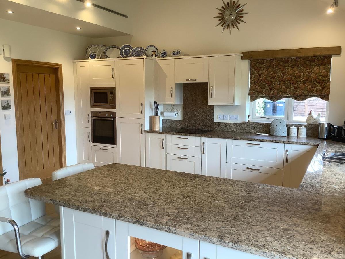 Orchard Cottage, Clematis Cottages, Stamford. Accessible Luxury Home. מראה חיצוני תמונה